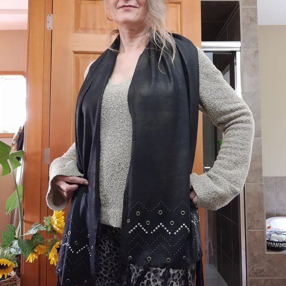 mark by Avon black boho scarf soft suede-like - Picture 2 of 9